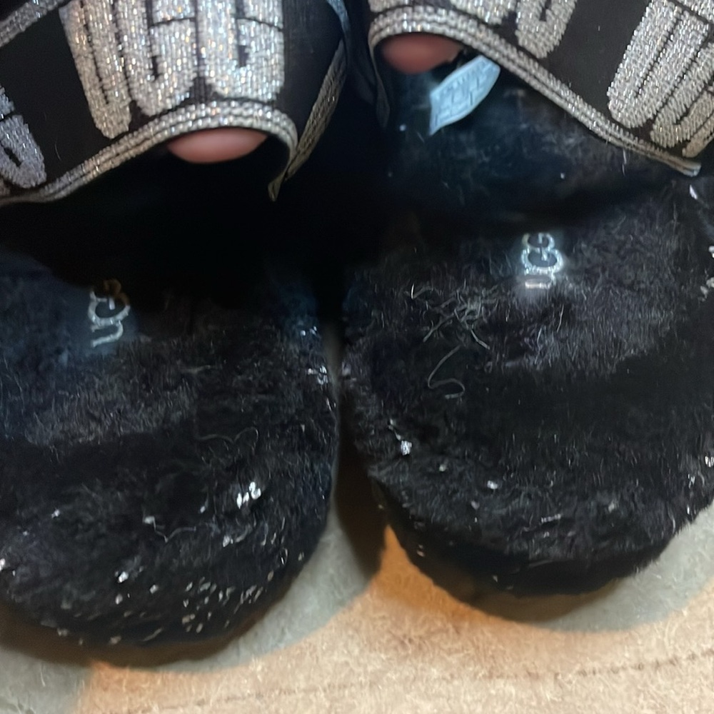 Ugg Fluff Yeahs - image 5
